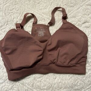 Kindred Bravely Busty Large Hands Free Pumping & Nursing Bra Adjustable Straps